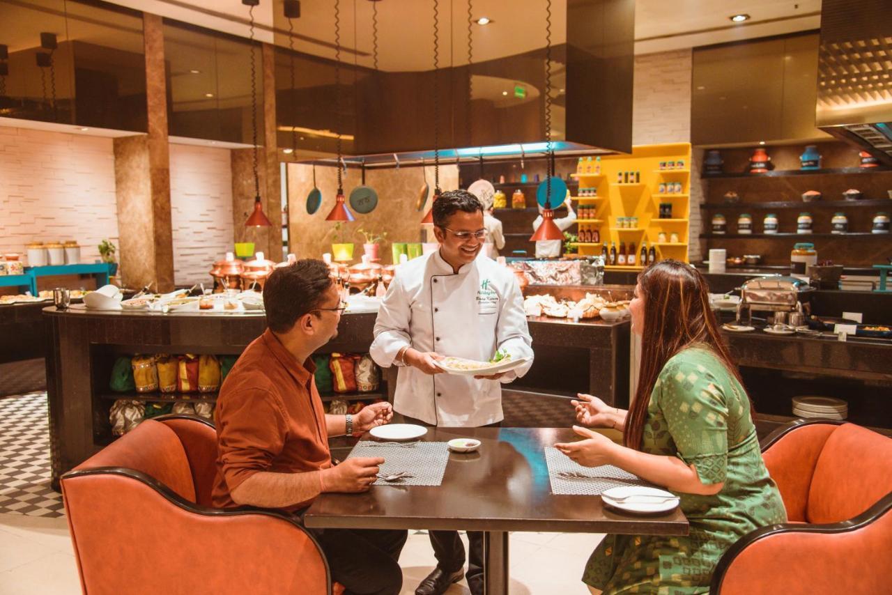 Holiday Inn Amritsar Ranjit Avenue, an IHG Hotel Bagian luar foto