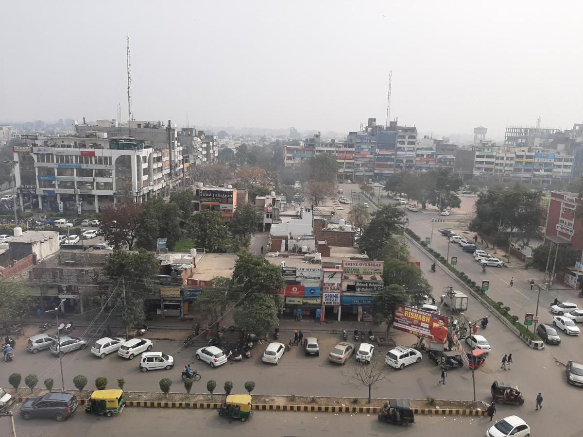 Holiday Inn Amritsar Ranjit Avenue, an IHG Hotel Bagian luar foto