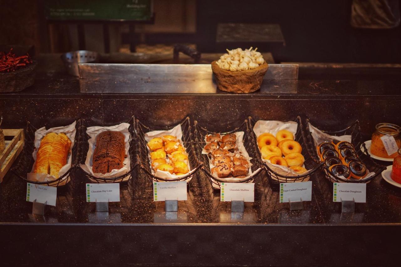 Holiday Inn Amritsar Ranjit Avenue, an IHG Hotel Bagian luar foto