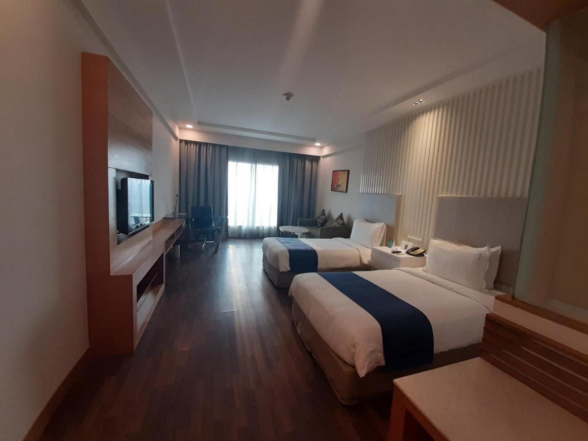 Holiday Inn Amritsar Ranjit Avenue, an IHG Hotel Bagian luar foto