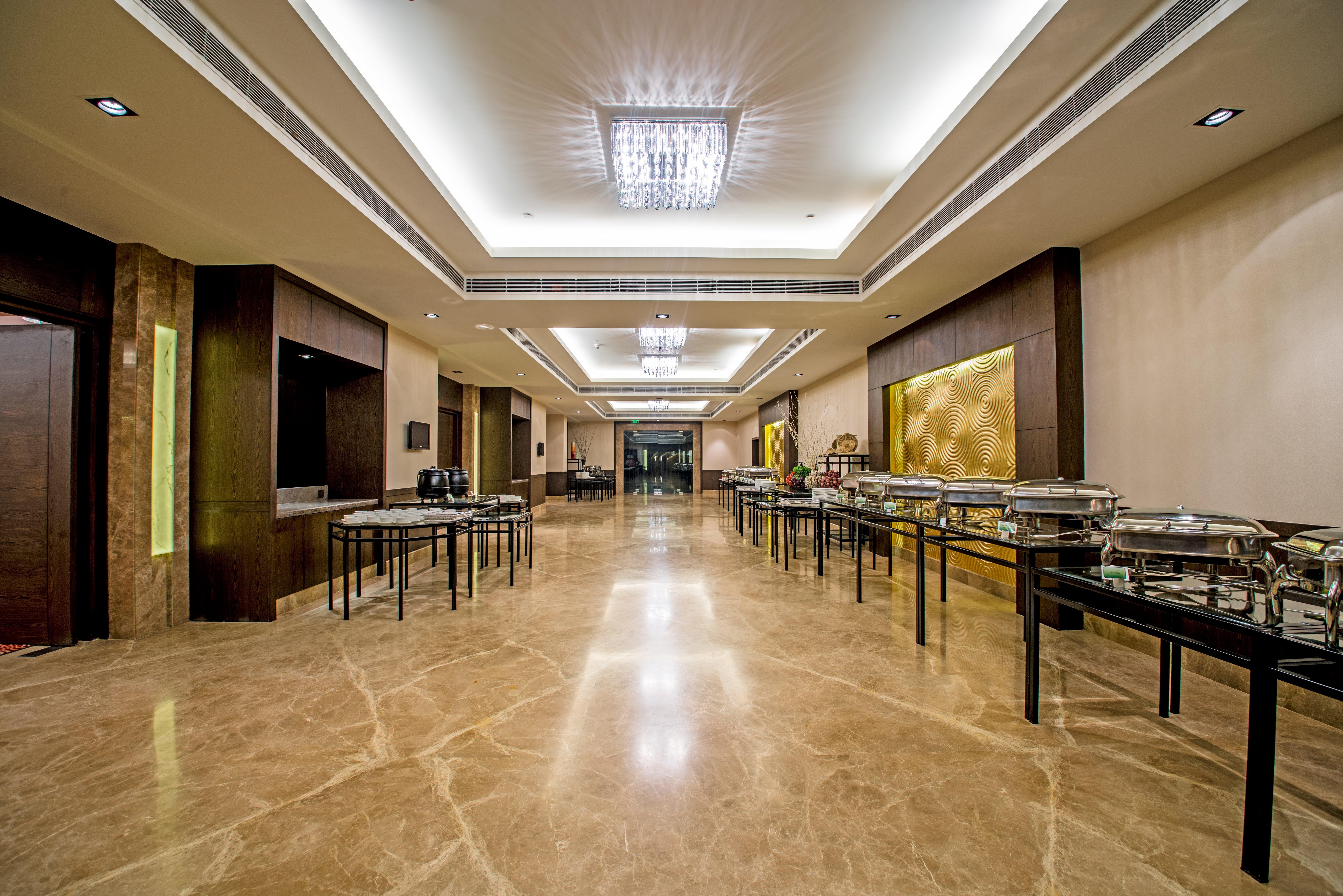 Holiday Inn Amritsar Ranjit Avenue, an IHG Hotel Bagian luar foto